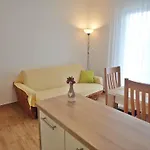 - Paklenica Riviera 36550 Apartamento