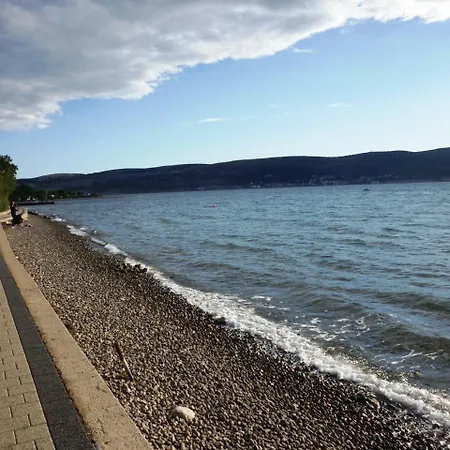 - Paklenica Riviera 36550 セリネ