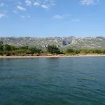 - Paklenica Riviera 36550 Apartman